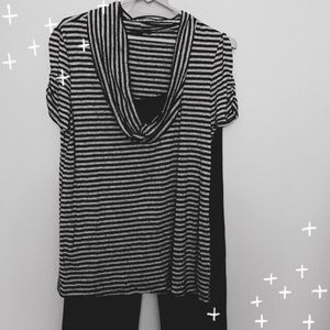 AGB long top w/ cowl neck & short sleeves XL